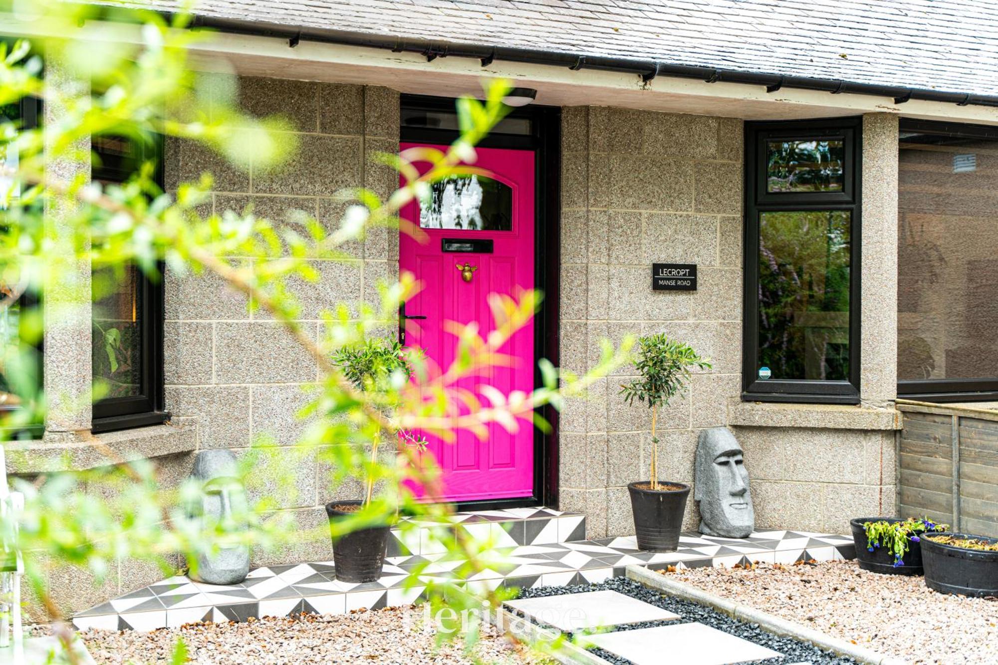 Lecropt House, Family & Pet Friendly Stays, Inverurie, Aberdeenshire Holiday home *